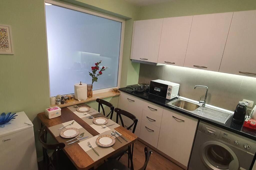 Center Apartment Tirana Bagian luar foto